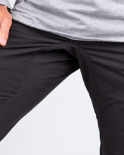 Load image into Gallery viewer, Weekender Pant
